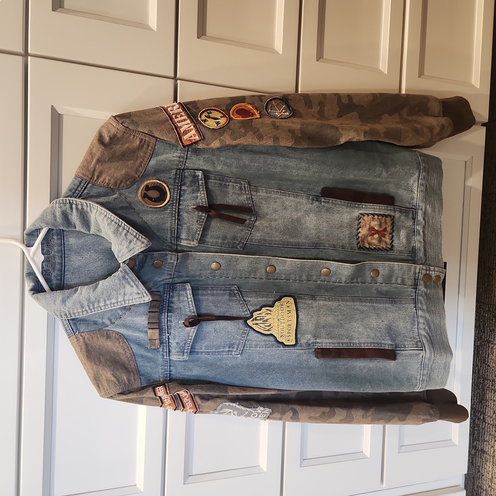 Brand new Double D Ranch outdoor sportsman jacket